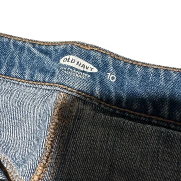 ⭐️ Cute Jean Mini Skirt With Back Pockets (Size 10) - Picture 3 of 3